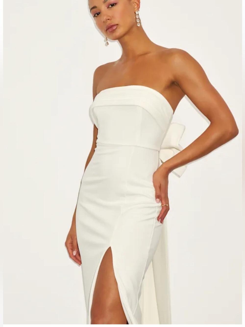 NWT! Lulu's Fabulous Phenomenon White Strapless Bow Midi Dress. Women’s small